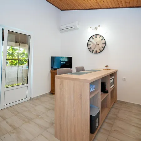 With Parking Space Lopar, Rab - 23736 لوبار