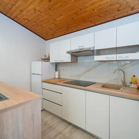 Appartement With Parking Space Lopar, Rab - 23736 Lopar