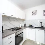Apartamento With Parking Space Lopar, Rab - 23736 Lopar