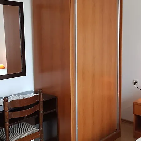 Lägenhet With Parking Space Lopar, Rab - 23736 *