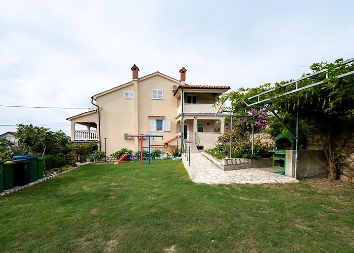 Apartamento With Parking Space Lopar, Rab - 23736