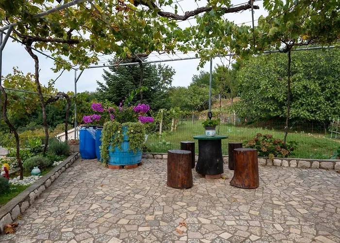 Apartamento With Parking Space Lopar, Rab - 23736 *