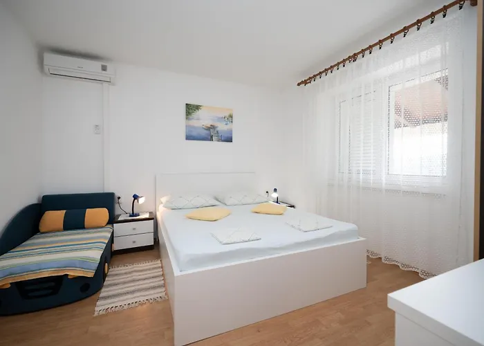 With Parking Space Lopar, Rab - 23736 Apartamento *
