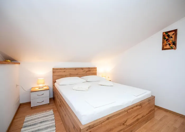 With Parking Space Lopar, Rab - 23736 Apartamento